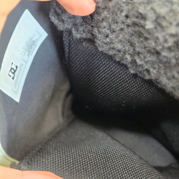 DC Reach Snow Boots Grey Black Men's Size 9 Primaloft Fur Insulated Lace-Up New - Picture 15 of 15